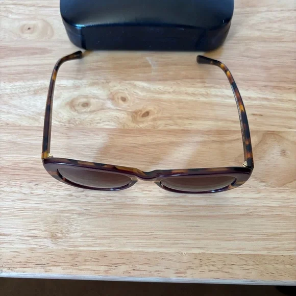 Coach Tortoise Brown and Gold Sunglasses, Coach Cat Eye Sunglasses Case Included - Picture 9 of 16